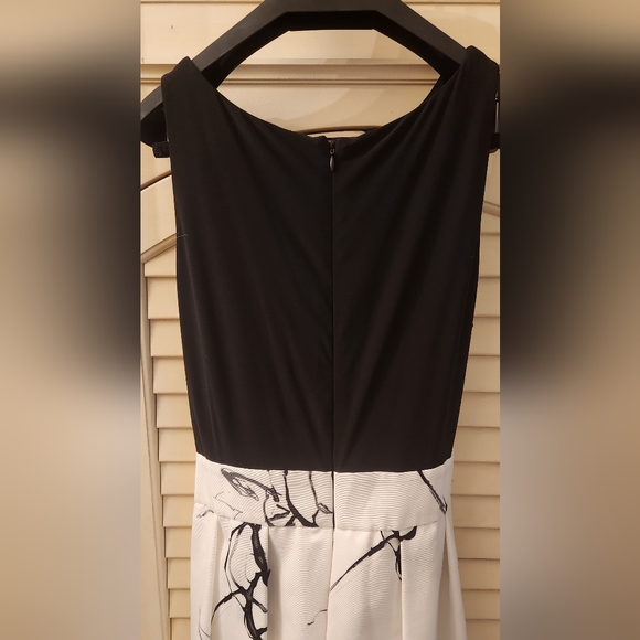 Black and White Lauren by Ralph Lauren Gown - Picture 4 of 9